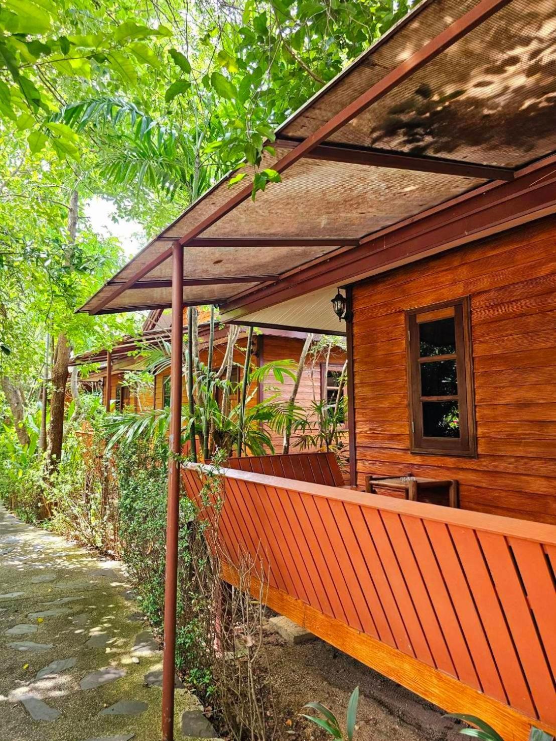 Samran Resort 찰롱 외부 사진