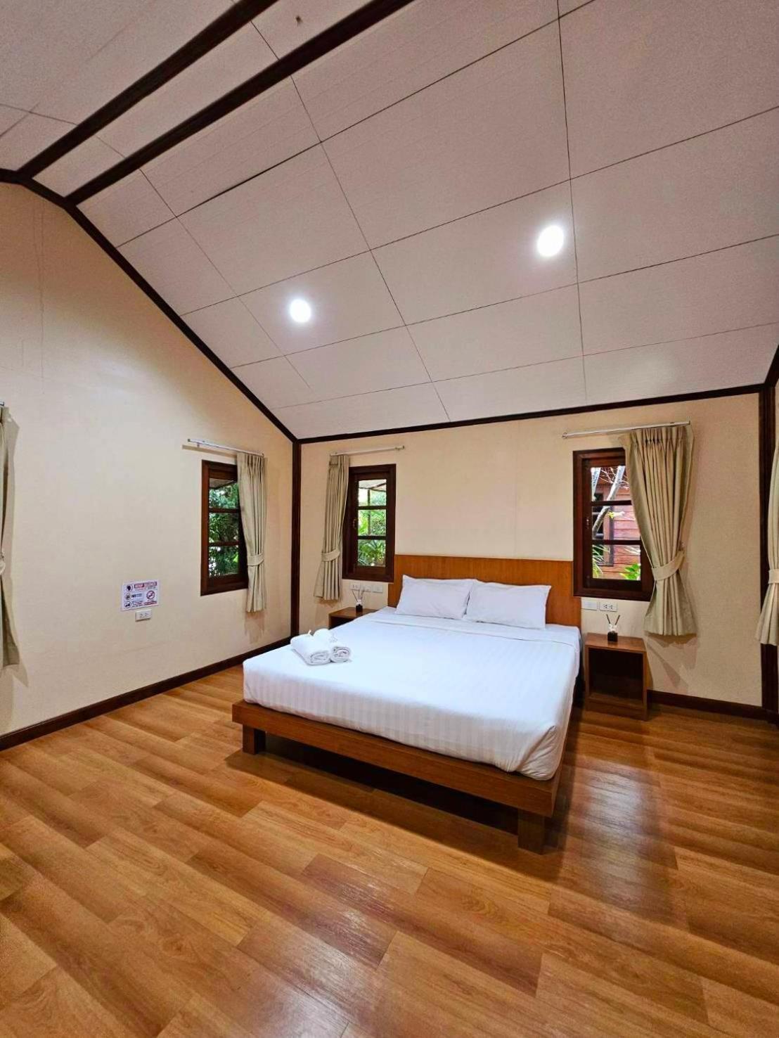 Samran Resort 찰롱 외부 사진